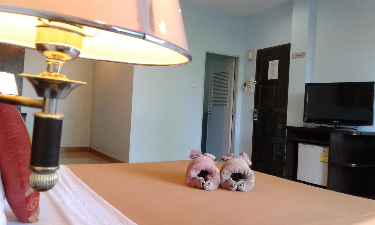 Hotel Feng Shui House Patong Exterior foto