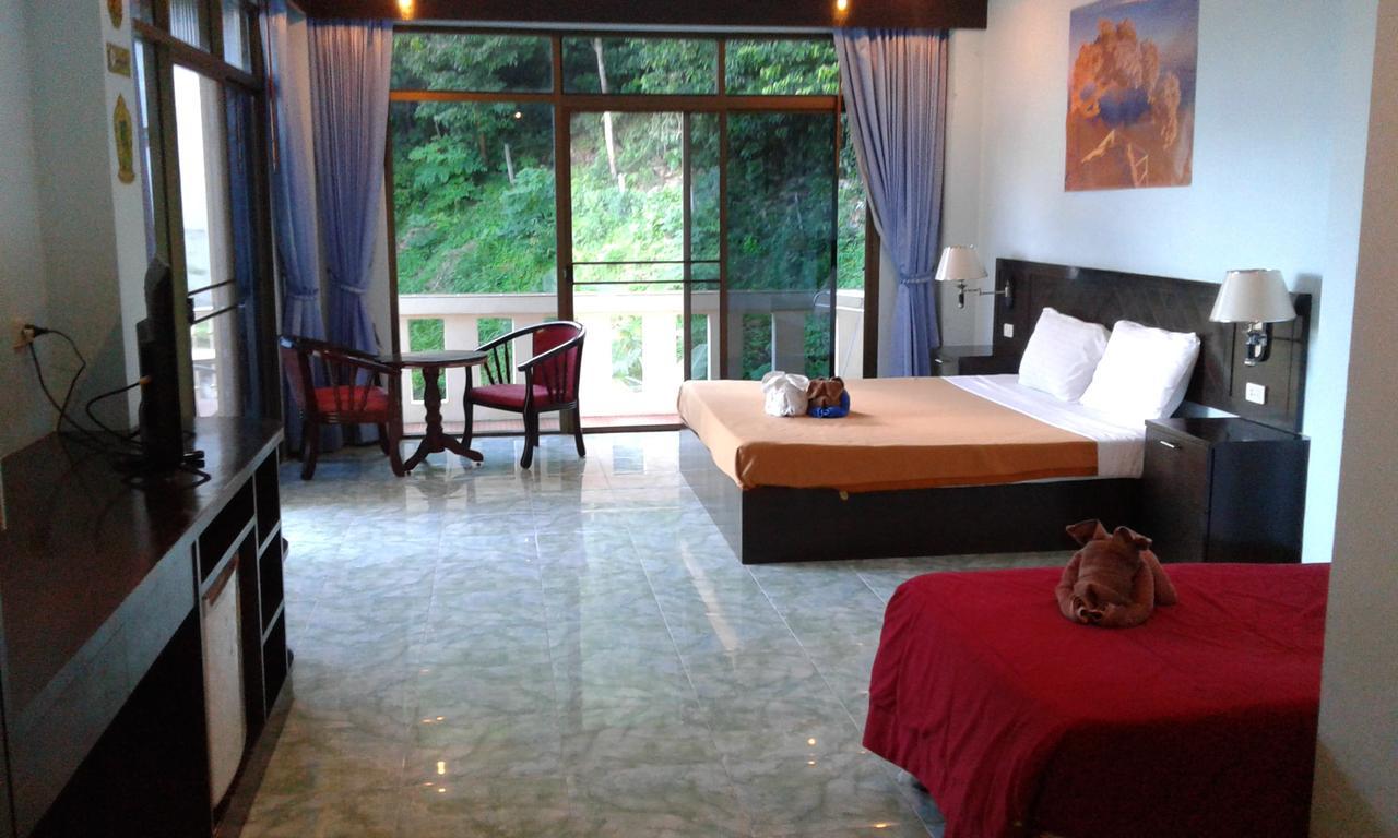 Hotel Feng Shui House Patong Exterior foto