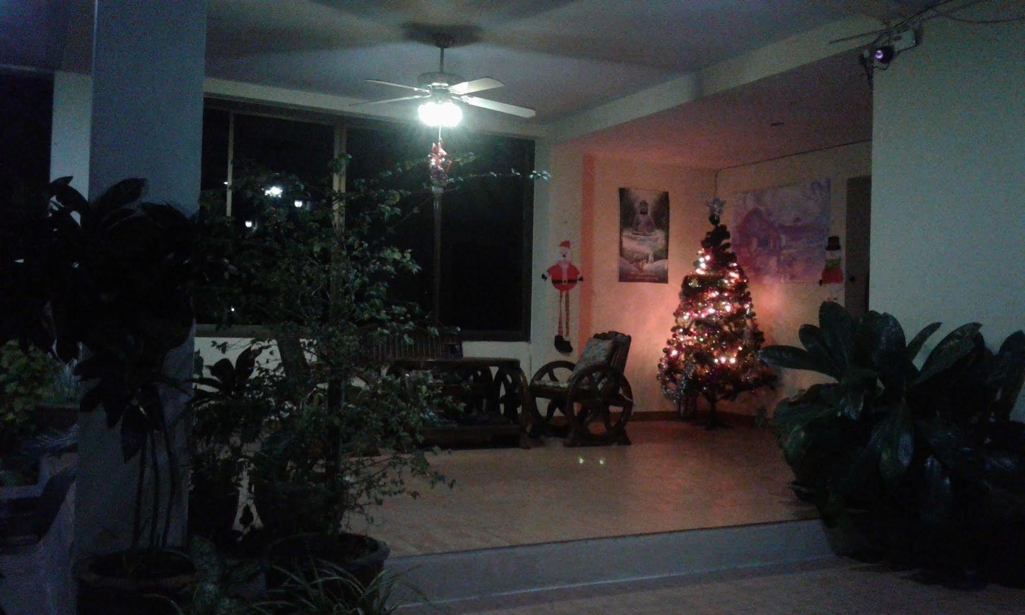 Hotel Feng Shui House Patong Exterior foto
